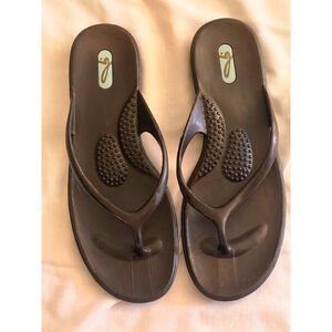 Women's OKA-B Brown Mint Green Flip Flop Sandals Size 9